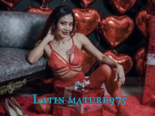 Latin_mature975