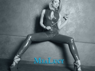 MiaLucy