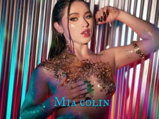 Mia_colin